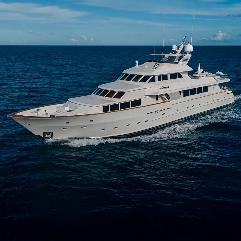 Zibó Luxury Yacht - Costarica Cruise